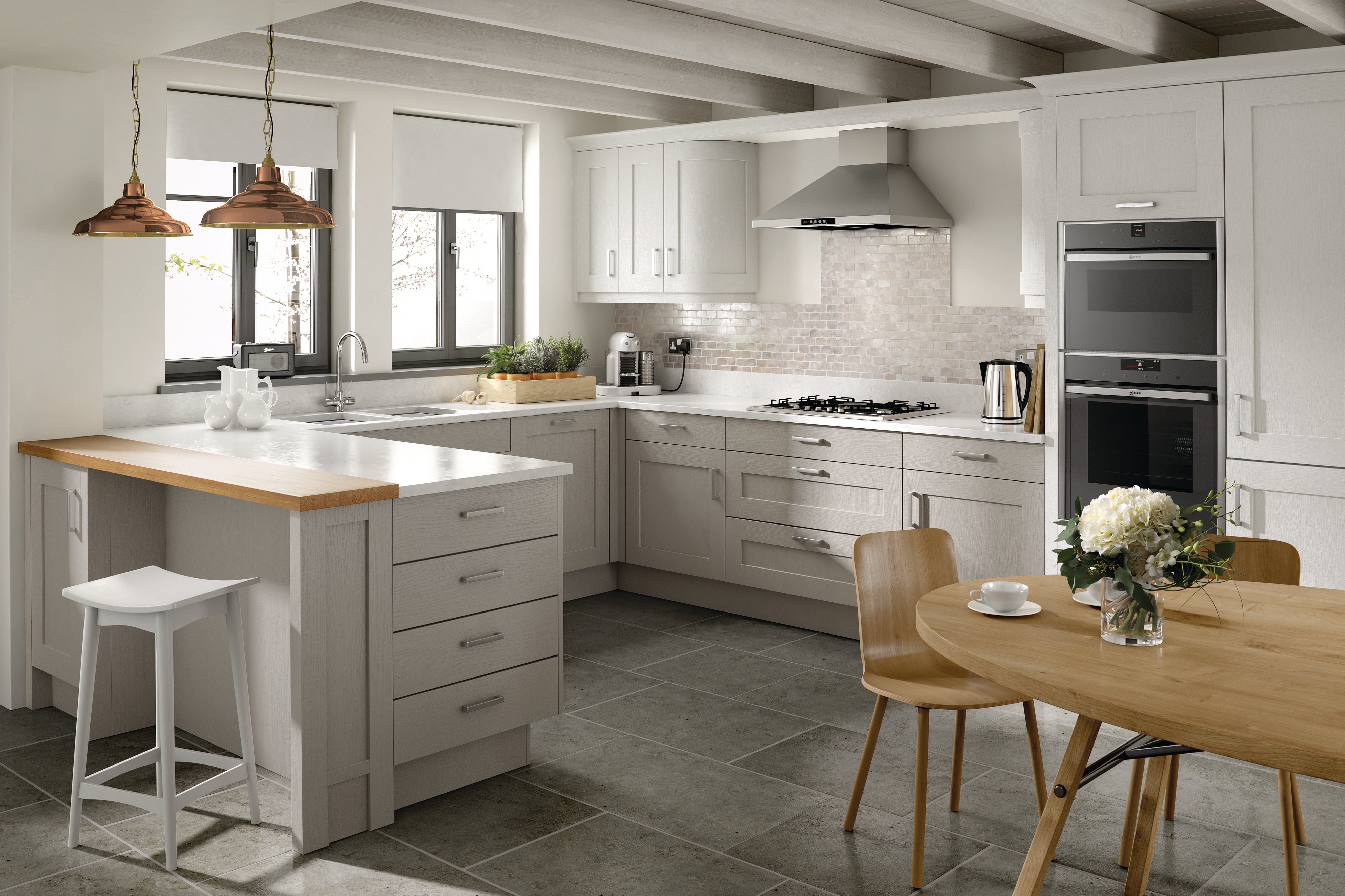Mornington Shaker Porcelain classic kitchen